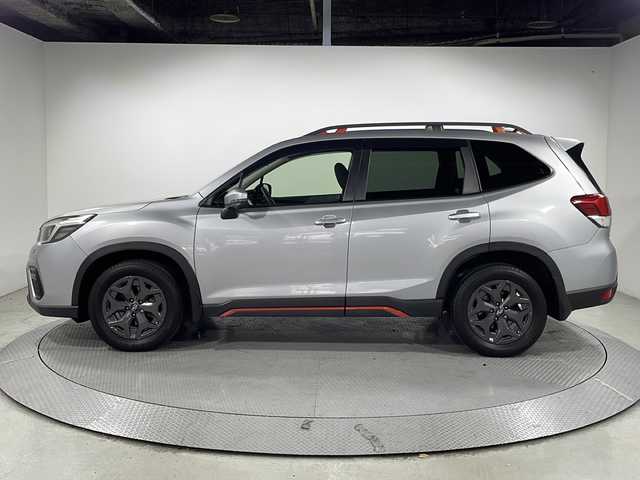 スバル フォレスター X－ブレイク 広島県 2018(平30)年 7万km アイスシルバーメタリック 禁煙車/純正８型ナビ/バックカメラ/シートヒーター/前席パワーシート/ブラインドスポットモニター/レーダークルーズコントロール/ステアリングヒーター/オートマチックハイビーム/ドラレコ/ＥＴＣ/衝突軽減/フォグランプ/レーンキープアシスト/コーナーセンサー/純正17インチアルミホイール(225/60/R17)/エアバッグ(運転席/助手席/サイド/カーテン)