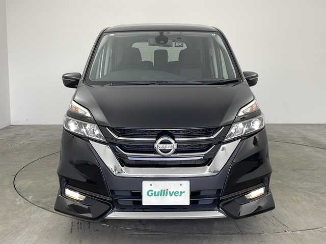 日産 セレナ ハイウェイスター G 兵庫県 2017(平29)年 6.3万km ダイヤモンドブラック ・純正8インチナビ/Bluetooth/CD/DVD/TV/SD/・バックカメラ/・エマージェンシーブレーキ/・両側パワースライドドア/・タッチフリースライドドア/・LEDオートライト/・社外フロアマット/・クルーズコントロール/・前後ドライブレコーダー/・ビルトインETC/・純正16インチアルミホイール/・スマートキー/・アイドリングストップ/・Wエアバッグ