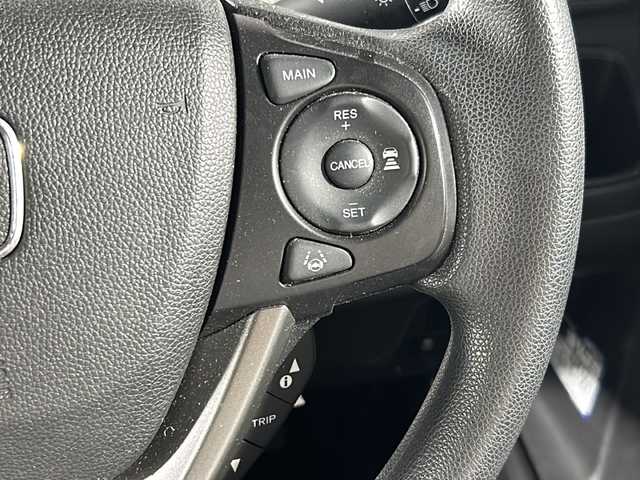 ホンダ フリード＋ G ホンダセンシング 沖縄県 2018(平30)年 4.4万km ホワイトオーキッドパール 県外仕入　/禁煙車　/純正７インチナビ（ＢＴ，ワンセグ，ＣＤ／ＤＶＤ）　/バックカメラ　/両側パワースライドドア　/ホンダセンシング/純正ドライブレコーダー/ビルドインＥＴＣ　/アダプティブクルーズコントロール　/センターテーブル/プッシュスタート