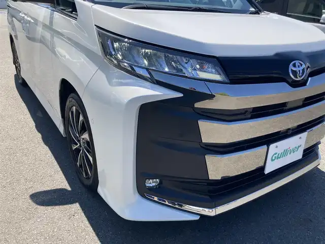 トヨタ ノア S－Z 静岡県 2022(令4)年 5.9万km ホワイトパールクリスタルシャイン Toyota Safety Sense/純正10.5型ディスプレイオーディオ/　（コネクティッドナビ対応）/　AM FM Bluetooth フルセグTV/ETC2.0/レーダークルーズコントロール/ドライブレコーダー/両側パワースライドドア/前席シートヒーター/パークングアシスト/電動パーキングブレーキ/オートブレーキホールド/リアサンシェード/LEDヘッドライト/スマートキー×2本/ワンオーナー/パノラミックビューモニター