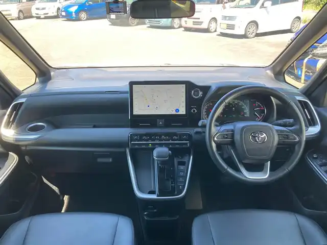 トヨタ ノア S－Z 静岡県 2022(令4)年 5.9万km ホワイトパールクリスタルシャイン Toyota Safety Sense/純正10.5型ディスプレイオーディオ/　（コネクティッドナビ対応）/　AM FM Bluetooth フルセグTV/ETC2.0/レーダークルーズコントロール/ドライブレコーダー/両側パワースライドドア/前席シートヒーター/パークングアシスト/電動パーキングブレーキ/オートブレーキホールド/リアサンシェード/LEDヘッドライト/スマートキー×2本/ワンオーナー/パノラミックビューモニター