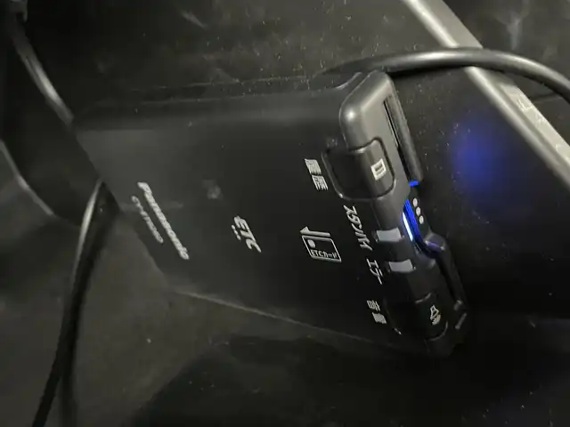 スズキ ソリオ HV MZ 埼玉県 2021(令3)年 4.3万km ピュアホワイトP 社外９インチナビ　バックカメラ　ＥＴＣ　前後ドライブレコーダー　セーフティサポート　レーダークルーズコントロール　シートヒーター　ＨＤＭＩ　純正アルミホイール　オートライト　ＬＥＤヘッドライト　地デジ