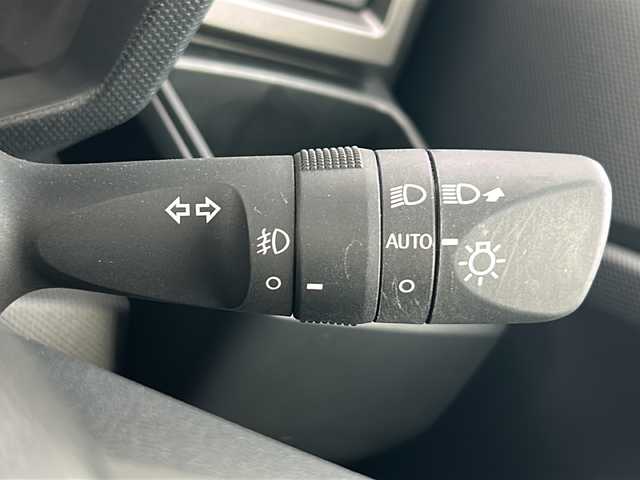 ダイハツ タフト G ターボ クロムベンチャー 三重県 2022(令4)年 2.6万km フォレストカーキメタリック 社外ナビ /バックカメラ /ガラスルーフ /ETC /前後コーナーセンサー /前席シートヒーター /レーダークルーズコントロール /レーンキープアシスト /衝突軽減ブレーキ/アイドリングストップ/USB給電ポート/LEDヘッドライト /オートライト/スペアキー /純正フロアマット /電動格納ミラー/禁煙車