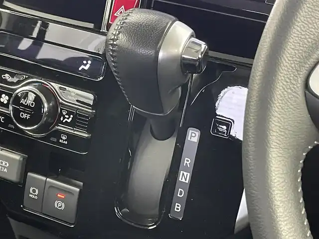 トヨタ ルーミー カスタムG－T 埼玉県 2023(令5)年 1.9万km パールホワイトⅢ スマートアシスト　純正９インチナビ　バックカメラ　ビルトインＥＴＣ２．０　前後ドライブレコーダー　レーダークルーズコントロール　シートヒーター　純正アルミホイール　オートライト　ＬＥＤ　地デジフルセグ