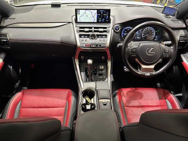 レクサス ＮＸ 300h Fスポーツ 宮城県 2020(令2)年 8万km ホワイトノーヴァガラスフレーク 4WD/サンルーフ/純正ナビ/アラウンドビューモニター/フルセグTV/Bluetooth/CD/レクサスセーフティシステム＋/・プリクラッシュセーフティ/・レーントレーシングアシスト/・オートマチックハイビーム/・アダプティブハイビームシステム/・レーダークルーズコントロール/・ロードサインアシスト/・先行者発進告知機能/ブラインドスポットモニター/ブレーキホールド/クリアランスソナー/パドルシフト/MTモード付きAT/ステアリングヒーター/本革レザーシート/シートメモリー/エアーシート/シートヒーター/全席パワーシート/全方位ドライブレコーダー/純正ビルトインETC2.0/アルミホイール/純正フロアマット/LEDヘッドライト