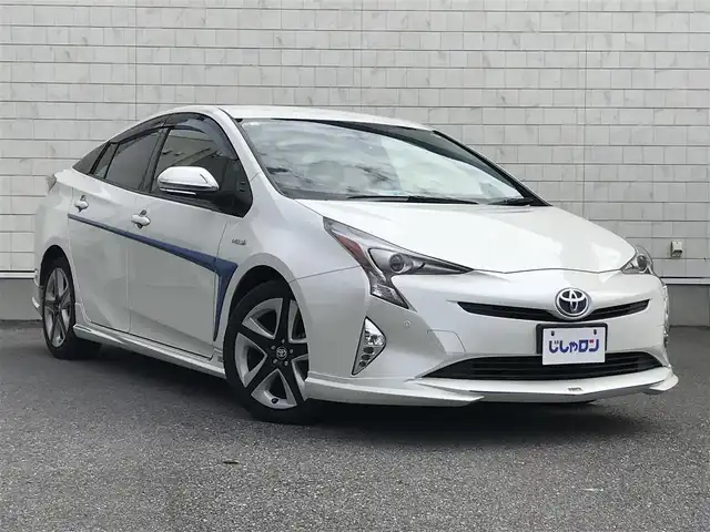 トヨタ プリウス S ツーリングセレクション 栃木県 2015(平27)年 14.1万km ホワイトパールクリスタルシャイン 株)IDOMが運営する【じしゃロン小山店】の自社ローン専用車両になります。こちらは現金またはオートローンご利用時の価格です。自社ローンご希望の方は別途その旨お申付け下さい//禁煙車/純正フルセグナビ/（CD/DVD/AM/FMラジオ）/(Bluetooth)/スマートキー/プッシュスタート/バックカメラ/ＥＴＣ/ドライブレコーダー/デジタルインナーミラー/シートヒーター/ステアリングリモコン/電動格納ドアミラー/パワーウインドウ/防眩ミラー/オートライト/ＴＯＭ’Ｓエアロ