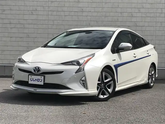 トヨタ プリウス S ツーリングセレクション 栃木県 2015(平27)年 14.1万km ホワイトパールクリスタルシャイン 株)IDOMが運営する【じしゃロン小山店】の自社ローン専用車両になります。こちらは現金またはオートローンご利用時の価格です。自社ローンご希望の方は別途その旨お申付け下さい//禁煙車/純正フルセグナビ/（CD/DVD/AM/FMラジオ）/(Bluetooth)/スマートキー/プッシュスタート/バックカメラ/ＥＴＣ/ドライブレコーダー/デジタルインナーミラー/シートヒーター/ステアリングリモコン/電動格納ドアミラー/パワーウインドウ/防眩ミラー/オートライト/ＴＯＭ’Ｓエアロ