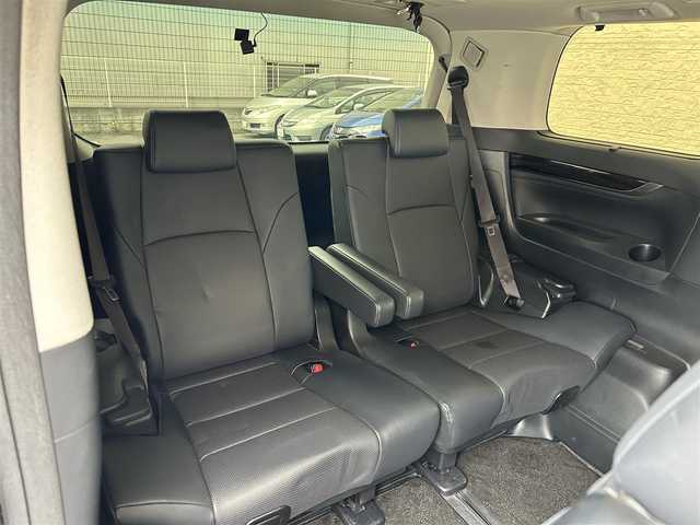 トヨタ アルファード S Cパッケージ 大阪府 2018(平30)年 10.5万km ブラック ワンオーナー/JBLメーカーオプションナビ/フルセグTV CD DVD BT BD HDMI/純正フリップダウンモニター/パノラミックビューモニター/Wサンルーフ/黒革シート/冷暖エアシート/パワーシート/ブラインドスポットモニタ/両側パワースライドドア/パワーバックドア/衝突被害軽減ブレーキ/レーダークルーズコントロール/レーンアシスト/オートマチックハイビーム/三眼LEDオートヘッドライト/フォグライト/コーナーセンサー/前後ドラレコ/2.0ETC/スマートキー 2個/AC100V電源/W サイド カーテン ニー エアバッグ/保証書 取説 ナビ取説/禁煙車