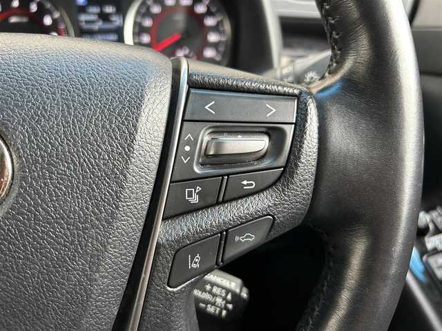 トヨタ アルファード S Cパッケージ 大阪府 2018(平30)年 10.5万km ブラック ワンオーナー/JBLメーカーオプションナビ/フルセグTV CD DVD BT BD HDMI/純正フリップダウンモニター/パノラミックビューモニター/Wサンルーフ/黒革シート/冷暖エアシート/パワーシート/ブラインドスポットモニタ/両側パワースライドドア/パワーバックドア/衝突被害軽減ブレーキ/レーダークルーズコントロール/レーンアシスト/オートマチックハイビーム/三眼LEDオートヘッドライト/フォグライト/コーナーセンサー/前後ドラレコ/2.0ETC/スマートキー 2個/AC100V電源/W サイド カーテン ニー エアバッグ/保証書 取説 ナビ取説/禁煙車