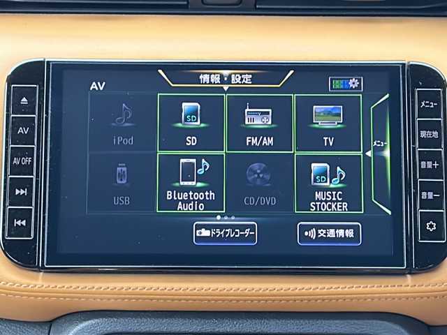 日産 キックス X ツートーンインテリアED 佐賀県 2021(令3)年 3.2万km ピュアブラック 純正9インチナビ/（フルセグ/Bluetooth/CD/DVD/AM/FM//USB/SD/iPod/MUSICSTOCKER）/全周囲カメラ/プロパイロット/衝突被害軽減システム/横滑り防止装置/フォグランプ/デジタルインナーミラー/ETC/D/N席シートヒーター/ヒートステアリング/電動パーキングブレーキ/電動格納ミラー/ドアバイザー/スマートキー/スペアキー