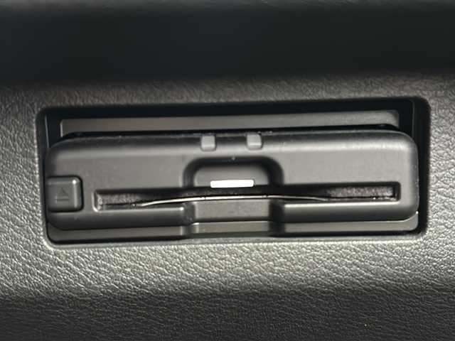 日産 キックス X ツートーンインテリアED 佐賀県 2021(令3)年 3.2万km ピュアブラック 純正9インチナビ/（フルセグ/Bluetooth/CD/DVD/AM/FM//USB/SD/iPod/MUSICSTOCKER）/全周囲カメラ/プロパイロット/衝突被害軽減システム/横滑り防止装置/フォグランプ/デジタルインナーミラー/ETC/D/N席シートヒーター/ヒートステアリング/電動パーキングブレーキ/電動格納ミラー/ドアバイザー/スマートキー/スペアキー