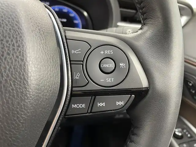 トヨタ ハリアー ハイブリッド Z レザーパッケージ 宮城県 2023(令5)年 5.9万km プラチナホワイトパールマイカ モデリスタエアロ/純正１２型ナビ/パノラミックビューモニター/デジタルインナーミラー/ヘッドアップディスプレイ/ブラインドスポットモニター/リアクロストラフィックアラート/クリアランスソナー/内蔵ドライブレコーダー/パワーバックドア/ＪＢＬプレミアムサウンド/ＥＴＣ２．０/シートヒーター/ベンチレーション/ステアリングヒーター/トヨタセースティセンス/フルセグTV/TVキャンセラー/禁煙車