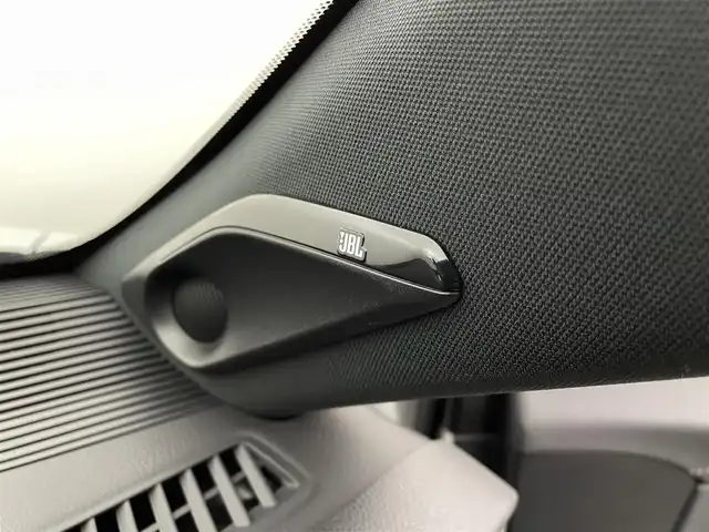 トヨタ ハリアー ハイブリッド Z レザーパッケージ 宮城県 2023(令5)年 5.9万km プラチナホワイトパールマイカ モデリスタエアロ/純正１２型ナビ/パノラミックビューモニター/デジタルインナーミラー/ヘッドアップディスプレイ/ブラインドスポットモニター/リアクロストラフィックアラート/クリアランスソナー/内蔵ドライブレコーダー/パワーバックドア/ＪＢＬプレミアムサウンド/ＥＴＣ２．０/シートヒーター/ベンチレーション/ステアリングヒーター/トヨタセースティセンス/フルセグTV/TVキャンセラー/禁煙車