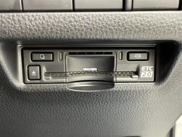 トヨタ ハリアー ハイブリッド Z レザーパッケージ 宮城県 2023(令5)年 5.9万km プラチナホワイトパールマイカ モデリスタエアロ/純正１２型ナビ/パノラミックビューモニター/デジタルインナーミラー/ヘッドアップディスプレイ/ブラインドスポットモニター/リアクロストラフィックアラート/クリアランスソナー/内蔵ドライブレコーダー/パワーバックドア/ＪＢＬプレミアムサウンド/ＥＴＣ２．０/シートヒーター/ベンチレーション/ステアリングヒーター/トヨタセースティセンス/フルセグTV/TVキャンセラー/禁煙車