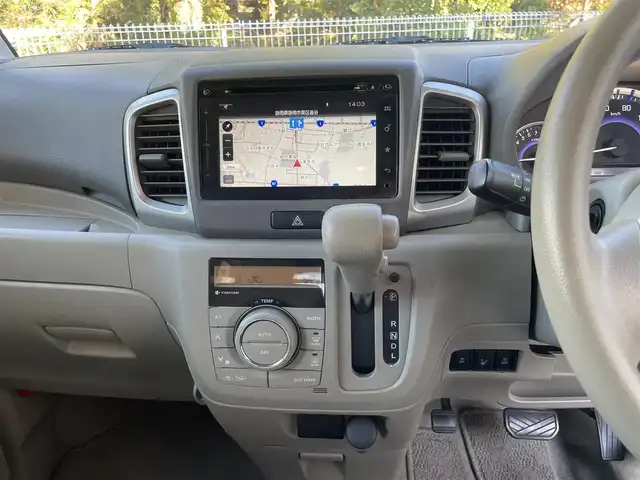 スズキ スペーシア X 静岡県 2017(平29)年 4.4万km ピュアホワイトP ワンオーナー/純正ナビ/フルセグTV/DVD/CD/BT/USB/全方位カメラ/衝突軽減ブレーキ/レーンキープアシスト/左後パワースライドドア/右後イージークローザー/運転席シートヒーター/HIDヘッドライト/ステアリングスイッチ/スマートキー×2/保証書/取扱説明書/ナビ取扱説明書/R4/R6点検記録簿有