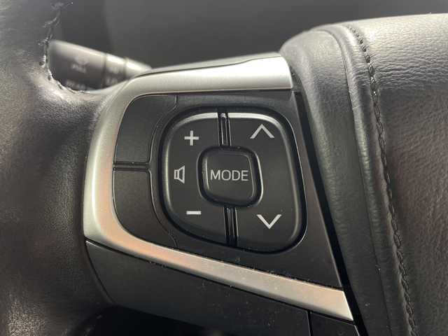 トヨタ エスティマ アエラス プレミアム 神奈川県 2018(平30)年 2.9万km ホワイトパールクリスタルシャイン 大型ムーンルーフ/純正9インチSDナビゲーション【NSZT-W68T】/AM/FM フルセグ Bluetooth対応/バックカメラ/両側パワースライドドア/クルーズコントロール/ビルトインETC2.0/ドライブレコーダー（前方）/純正フロアマット/スマートキー/純正LEDヘッドライト/オートライト/オートマチックハイビーム/純正18インチアルミホイール