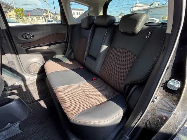 日産 ノート メダリスト エマージェンシーB 宮城県 2014(平26)年 11.1万km スーパーブラック 登録時走行距離110368km/社外ナビ/フルセグTV/Bluetooth/DVD/CD/FM/AM/全方位カメラ/コーナーセンサー/フォグランプ/アルミ付きスタットレスタイヤ/レーンキープ/横滑り防止装置/アイドリングストップ/ヘッドライトレベライザー/ETC/プッシュスタート/スマートキー/Aライト/純正フロアマット/フォグランプ/ドアバイザー/電動格納ミラー