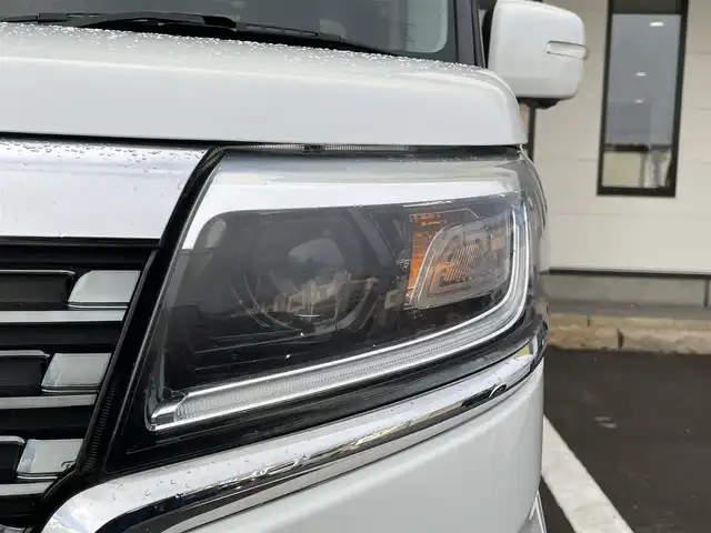 スズキ スペーシア カスタム HYBRID XS 青森県 2018(平30)年 12.8万km ピュアホワイトP (株)IDOMが運営する【じしゃロン青森店】の自社ローン対象車両になります。こちらは現金ご利用時の価格です。自社ローンご希望の方は別途その旨お申付け下さい。/４ＷＤ/純正パイオニア製８型メモリーナビ/　AM/FM/CD/DVD/SD/BT/フルセグＴＶ/全周囲カメラ/純正ナビ連動ドライブレコーダー/両側パワースライドドア/衝突被害軽減システム/横滑り防止装置/レーンキープアシスト/リアコーナーセンサー/オートライト/ＬＥＤヘッドライト/フォグランプ/ドアバイザー/純正フロアマット/ハーフレザーシート（合皮）/純正１５インチアルミホイール装着