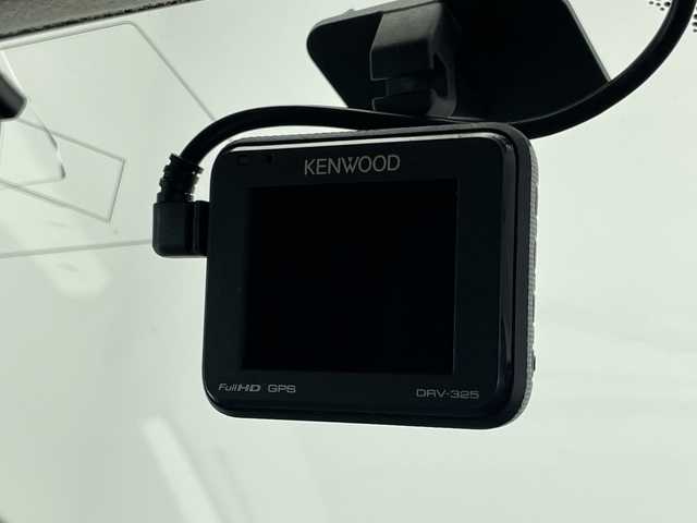 トヨタ プリウス S 千葉県 2010(平22)年 5.8万km スーパーホワイトⅡ 純正ナビ(CD/DVD/BT/TV)/電格ウィンカーミラー/ETC/フォグランプ/ISOFIX