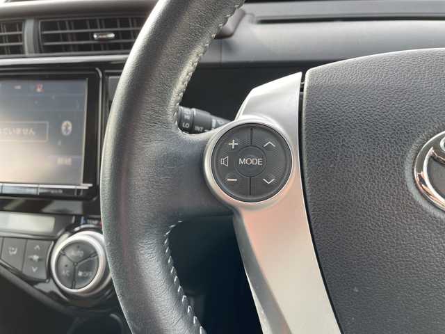 トヨタ アクア G 富山県 2016(平28)年 8.8万km グレーメタリック 純正９型ＳＤナビゲーション/型番：NSZT-Y64T/(CD/DVD/SD/BT/フルセグＴＶ)　/バックカメラ　/ビルトインＥＴＣ/スマートキー２ケ/前席シートヒーター　/クルーズコントロール　/ステアリングリモコン　　/純正フロアマット　/スタッドレスタイヤ車載あり　