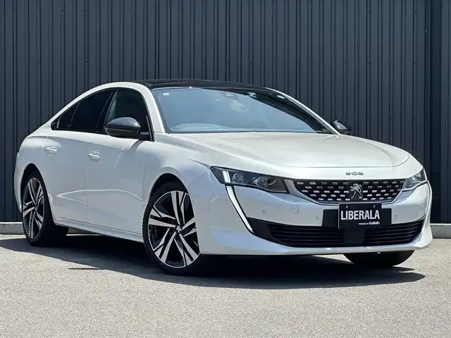プジョー ５０８ ファーストエディション 福島県 2019(令1)年 4万km BLANC NACRE パノラマサンルーフ/FOCALサウンド/レッドナッパレザー/メモリ付パワーシート/シートヒーター/ランバーサポート/アクティブクルーズコントロール/レーンキープアシスト/ブラインドスポットモニター/インテリジェントハイビーム/ナイトビジョン/純正ナビ/360°カメラ/パワーバックドア/アンビエントライト/ワイヤレスチャージャー/純正19インチAW/前後ドラレコ/社外レーダー/ETC