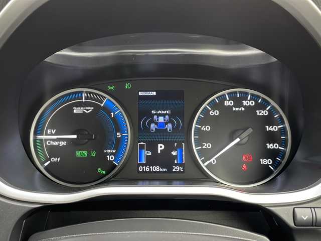 三菱 エクリプス クロス ＰＨＥＶ P 東京都 2022(令4)年 1.7万km ホワイトダイヤモンド ワンオーナー/新車時保証書　整備記録簿　/ナビ取説　取扱説明書/衝突被害軽減ブレーキ/車線逸脱警報/レーダークルーズコントロール/後側方車両検知警報/誤発進制御機能【前後】/純正ナビ/フルセグTV/BT/USB(オーディオ・ビデオ)//Apple CarPlay Android Auto/三菱パワーサウンドシステム/HUD/マルチアランドモニター　ETC2/0/LEDヘッドライト/オートライト/スマートキー×2/コーナーセンサー/ヒーター機能付き革巻きハンドル/レザーシート/全席シートヒーター/D/N席パワーシート/AC100V1500W/純正18インチアルミ