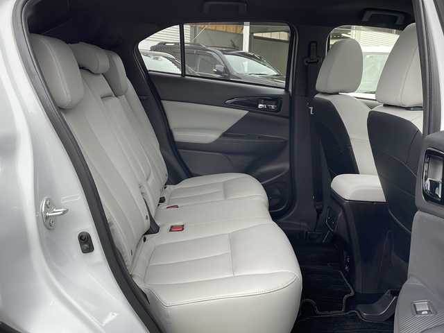 三菱 エクリプス クロス ＰＨＥＶ P 東京都 2022(令4)年 1.7万km ホワイトダイヤモンド ワンオーナー/新車時保証書　整備記録簿　/ナビ取説　取扱説明書/衝突被害軽減ブレーキ/車線逸脱警報/レーダークルーズコントロール/後側方車両検知警報/誤発進制御機能【前後】/純正ナビ/フルセグTV/BT/USB(オーディオ・ビデオ)//Apple CarPlay Android Auto/三菱パワーサウンドシステム/HUD/マルチアランドモニター　ETC2/0/LEDヘッドライト/オートライト/スマートキー×2/コーナーセンサー/ヒーター機能付き革巻きハンドル/レザーシート/全席シートヒーター/D/N席パワーシート/AC100V1500W/純正18インチアルミ