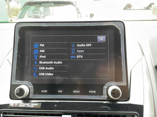 三菱 エクリプス クロス ＰＨＥＶ P 東京都 2022(令4)年 1.7万km ホワイトダイヤモンド ワンオーナー/新車時保証書　整備記録簿　/ナビ取説　取扱説明書/衝突被害軽減ブレーキ/車線逸脱警報/レーダークルーズコントロール/後側方車両検知警報/誤発進制御機能【前後】/純正ナビ/フルセグTV/BT/USB(オーディオ・ビデオ)//Apple CarPlay Android Auto/三菱パワーサウンドシステム/HUD/マルチアランドモニター　ETC2/0/LEDヘッドライト/オートライト/スマートキー×2/コーナーセンサー/ヒーター機能付き革巻きハンドル/レザーシート/全席シートヒーター/D/N席パワーシート/AC100V1500W/純正18インチアルミ