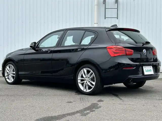 ＢＭＷ １１８ｄ スポーツ 愛媛県 2016(平28)年 4.1万km サファイアブラックP 純正ナビ/クルーズコントロール/ドライブレコーダー/LEDライト/オートライト/ハイビーム/フォグランプ/社外フロアマット/社外AW/スマートキー/アイドリングストップ/横滑り防止装置/ABS/レーンキープアシスト/パワーウインドウ/パワーステアリング