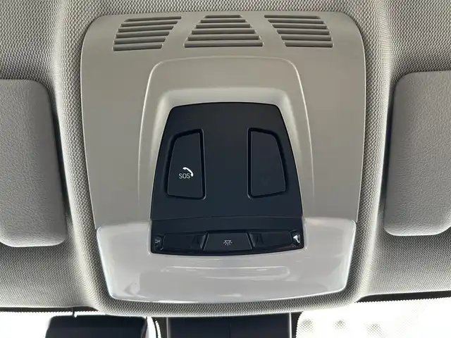 ＢＭＷ １１８ｄ スポーツ 愛媛県 2016(平28)年 4.1万km サファイアブラックP 純正ナビ/クルーズコントロール/ドライブレコーダー/LEDライト/オートライト/ハイビーム/フォグランプ/社外フロアマット/社外AW/スマートキー/アイドリングストップ/横滑り防止装置/ABS/レーンキープアシスト/パワーウインドウ/パワーステアリング