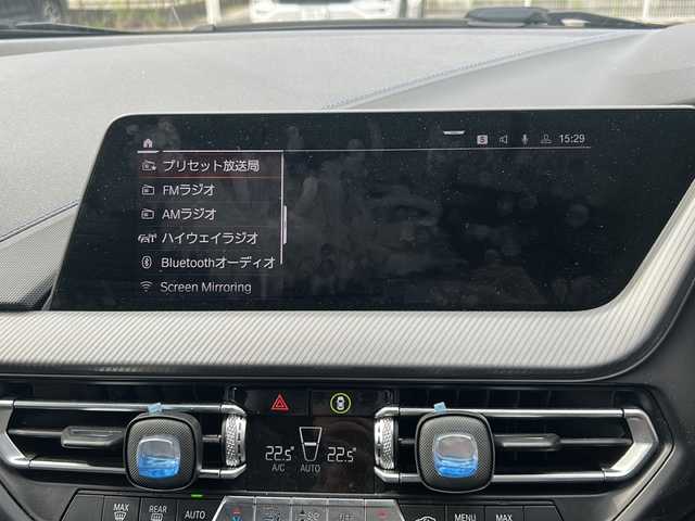 ＢＭＷ １１８ｉ Mスポーツ 宮崎県 2020(令2)年 4万km 黒 純正ナビ/Bluetooth/全方位カメラ/フルセグTV/クルーズコントロール/前後ドライブレコーダー/前席パワーシート/コーナーセンサー（前後）/LEDライト/プッシュスタート/純正アルミホイール/純正フロアマット