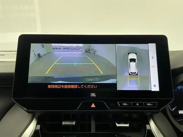 トヨタ ハリアー Z 大分県 2023(令5)年 2.4万km プレシャスブラックパール 純正12.3インチディスプレイオーディオ/（AM/FM/フルセグ/USB/BT/Miracast）/JBLサウンド/トヨタセーフティセンス/・衝突軽減ブレーキ/・プリクラッシュセーフティ/・レーダークルーズコントロール/・レーントレーシングアシスト/・ブラインドスポットモニター/・オートハイビーム/・先行車発進お知らせ/前席パワーシート/パワーバックドア/デジタルインナーミラー/・ドラレコ機能付き/ETC2.0/ステアリングスイッチ/電動パーキング/ブレーキホールド/純正19インチアルミホイール/純正マット