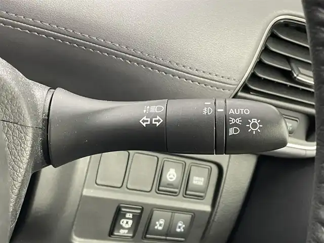 日産 セレナ e－パワー ハイウェイスター V 埼玉県 2021(令3)年 2.8万km アズライトブルー 純正10.5インチナビ　/ CD DVD 地デジTV Bluetooth/フリップダウンモニター　/アラウンドビューモニター　/プロパイロット　/レーダークルーズコントロール　/ステアリングヒーター　/シートヒーター　/前後ドラレコ　/ビルトインETC
