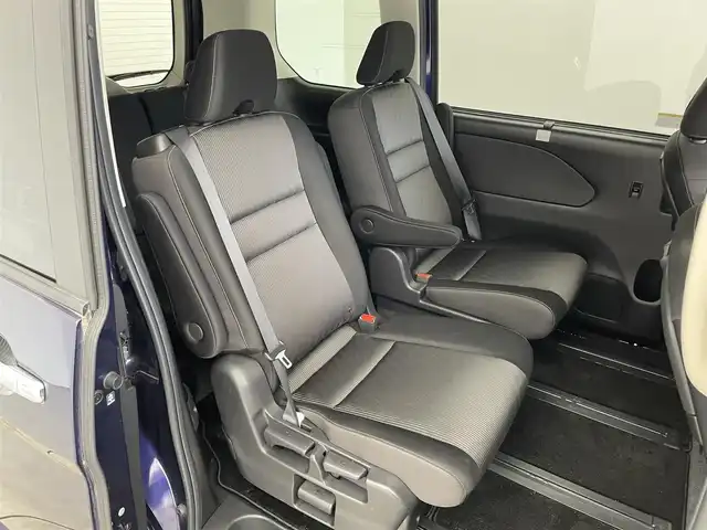 日産 セレナ e－パワー ハイウェイスター V 埼玉県 2021(令3)年 2.8万km アズライトブルー 純正10.5インチナビ　/ CD DVD 地デジTV Bluetooth/フリップダウンモニター　/アラウンドビューモニター　/プロパイロット　/レーダークルーズコントロール　/ステアリングヒーター　/シートヒーター　/前後ドラレコ　/ビルトインETC