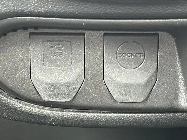 ダイハツ タント カスタム RS SAⅡ 埼玉県 2016(平28)年 10.1万km ブラックマイカメタリック (株)IDOMが運営する【じしゃロン鳩ヶ谷店】の自社ローン専用車両になりますこちらは現金またはオートローンご利用時の価格です。自社ローンご希望の方は別途その旨お申付け下さい/登録時100913km/スマートアシストII/・衝突回避支援ブレーキ機能/・衝突警報機能/・車線逸脱警報機能/・誤発進抑制制御機能/・先行車発進お知らせ機能/ターボ車/両側パワースライドドア/純正SDナビ（NSZN-X66D-T3）/　・AM/FM/CD/DVD/MSV(SD)/BT/フルセグテレビ/バックカメラ/USB/HDMI/アイドリングストップ/プッシュスタート/スマートキーx1/ETC/純正15インチAW/純正LEDヘッドライト/　・オートライト/フォグランプ/革巻ステアリング/　・ステアリングリモコン/電動格納機能付きウインカーミラー/後席ロールサンシェード