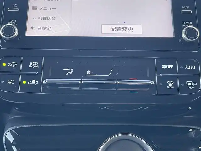 トヨタ プリウス ＰＨＶ S セーフティパッケージ 岡山県 2022(令4)年 3万km プラチナホワイトパールマイカ 登録時走行距離29934km/モデリスタフルエアロ/純正ディスプレイオーディオ/フルセグTV(AM/FM/CD/DVD/Bluetooth)/バックカメラ/ビルトインETC/トヨタセーフティセンス/・ブラインドスポットモニター/・レーダークルーズコントロール/・プリクラッシュセーフティ/・オートマチックハイビーム/・レーントレーシングアシスト/横滑り防止装置/USB入力端子/純正フロアマット/15インチ純正AW/プッシュスタート/スマートキー×2/充電ケーブル