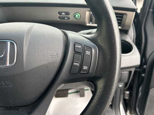 ホンダ フリード スパイク G ジャストセレクション 神奈川県 2012(平24)年 9.5万km ポリッシュドメタルメタリック 純正ナビ（CD/DVD/AM/FM/ワンセグTV)/バックカメラ/ETC/クルーズコントロール/両側パワースライドドア/純正マット/社外アルミホイール/盗難防止装置/ABS/横滑り防止装置/エアバッグダブル+サイド/カーテンエアバッグ/電動格納ミラー/ドアバイザー/ISOFIX/オートライト/フォグランプ/スペアキー×１/取扱説明書