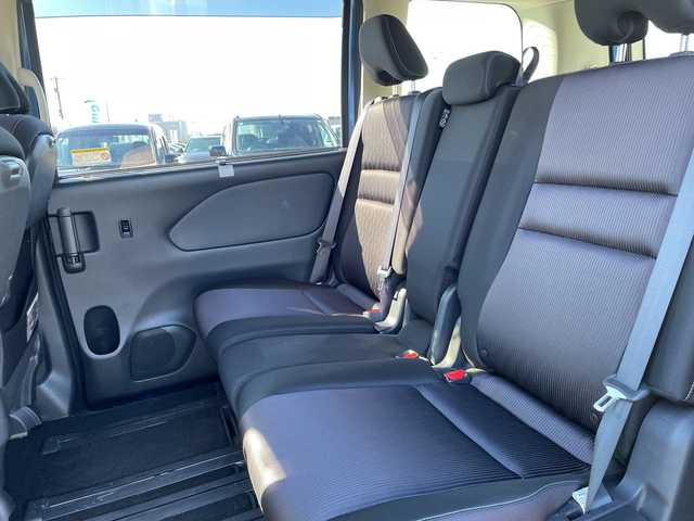 日産 セレナ ハイウェイスター G プロパイロットED 石川県 2016(平28)年 8.3万km シャイニングブルー 社外メモリーナビ　フルセグＴＶ　バックカメラ　ＬＥＤヘッドライト　ＥＴＣ　ドラレコ　両側パワースライドドア　プロパイロット　エマージェンシーブレーキ　プロパイロット　インテリキー　Ｐスタート　保証書