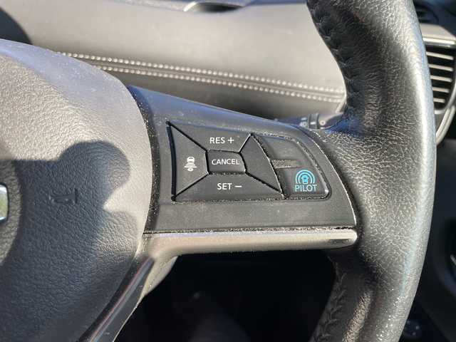 日産 セレナ ハイウェイスター G プロパイロットED 石川県 2016(平28)年 8.3万km シャイニングブルー 社外メモリーナビ　フルセグＴＶ　バックカメラ　ＬＥＤヘッドライト　ＥＴＣ　ドラレコ　両側パワースライドドア　プロパイロット　エマージェンシーブレーキ　プロパイロット　インテリキー　Ｐスタート　保証書