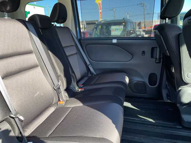 日産 セレナ ハイウェイスター G プロパイロットED 石川県 2016(平28)年 8.3万km シャイニングブルー 社外メモリーナビ　フルセグＴＶ　バックカメラ　ＬＥＤヘッドライト　ＥＴＣ　ドラレコ　両側パワースライドドア　プロパイロット　エマージェンシーブレーキ　プロパイロット　インテリキー　Ｐスタート　保証書