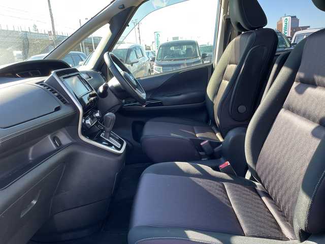 日産 セレナ ハイウェイスター G プロパイロットED 石川県 2016(平28)年 8.3万km シャイニングブルー 社外メモリーナビ　フルセグＴＶ　バックカメラ　ＬＥＤヘッドライト　ＥＴＣ　ドラレコ　両側パワースライドドア　プロパイロット　エマージェンシーブレーキ　プロパイロット　インテリキー　Ｐスタート　保証書