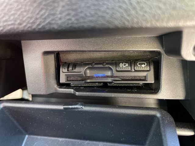 日産 セレナ ハイウェイスター G プロパイロットED 石川県 2016(平28)年 8.3万km シャイニングブルー 社外メモリーナビ　フルセグＴＶ　バックカメラ　ＬＥＤヘッドライト　ＥＴＣ　ドラレコ　両側パワースライドドア　プロパイロット　エマージェンシーブレーキ　プロパイロット　インテリキー　Ｐスタート　保証書