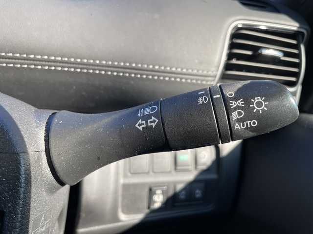 日産 セレナ ハイウェイスター G プロパイロットED 石川県 2016(平28)年 8.3万km シャイニングブルー 社外メモリーナビ　フルセグＴＶ　バックカメラ　ＬＥＤヘッドライト　ＥＴＣ　ドラレコ　両側パワースライドドア　プロパイロット　エマージェンシーブレーキ　プロパイロット　インテリキー　Ｐスタート　保証書