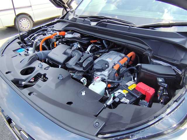 ホンダ ヴェゼル ハイブリッド e:HEV Z 大阪府 2021(令3)年 4.1万km メテオロイドグレーメタリック 純正8インチメモリーナビ/CD/DVD/HDMI/Bluetooth/フルセグTV/バックカメラ/ホンダセンシング/アダプティブクルーズコントロール/衝突被害軽減ブレーキ/車線維持支援システム/オートマチックハイビーム/パドルシフト/ハーフレザーシート/ドライブレコーダー/ETC/禁煙車