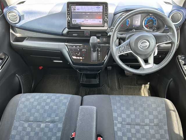 日産 デイズ ハイウェイスターX 岡山県 2019(令1)年 5.4万km スパークリングレッド/ブラック 純正9インチSDナビゲーション/CD/DVD/フルセグ/Bluetooth/インテリジェントアラウンドビューモニター/インテリジェントエマジェンシーブレーキ/踏み間違え防止アシスト/レーンキープアシスト/オートマチックハイビーム/コーナーセンサー(前後)/LEDオートヘッドライト/ハイビームアシスト/純正14インチアルミホイール/ドライブレコーダー(前方)/横滑り防止装置/アイドリングストップ/スマートキー/エンジンプッシュスタート/ETC