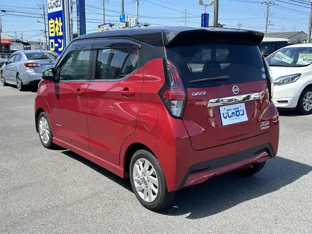日産 デイズ ハイウェイスターX 群馬県 2019(令1)年 5.4万km スパークリングレッド/ブラック (株)IDOMが運営する【じしゃロン伊勢崎店】の自社ローン専用車両になりますこちらは現金またはオートローンご利用時の価格です。自社ローンご希望の方は別途その旨お申付け下さい/純正9インチSDナビゲーション/CD/DVD/フルセグ/Bluetooth/インテリジェントアラウンドビューモニター/インテリジェントエマジェンシーブレーキ/踏み間違え防止アシスト/レーンキープアシスト/オートマチックハイビーム/コーナーセンサー(前後)/LEDオートヘッドライト/ハイビームアシスト/純正14インチアルミホイール/ドライブレコーダー(前方)/横滑り防止装置/アイドリングストップ/スマートキー/エンジンプッシュスタート/ETC