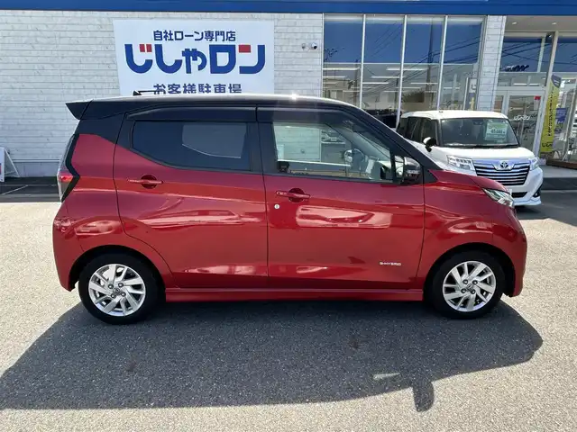 日産 デイズ ハイウェイスターX 群馬県 2019(令1)年 5.4万km スパークリングレッド/ブラック (株)IDOMが運営する【じしゃロン伊勢崎店】の自社ローン専用車両になりますこちらは現金またはオートローンご利用時の価格です。自社ローンご希望の方は別途その旨お申付け下さい/純正9インチSDナビゲーション/CD/DVD/フルセグ/Bluetooth/インテリジェントアラウンドビューモニター/インテリジェントエマジェンシーブレーキ/踏み間違え防止アシスト/レーンキープアシスト/オートマチックハイビーム/コーナーセンサー(前後)/LEDオートヘッドライト/ハイビームアシスト/純正14インチアルミホイール/ドライブレコーダー(前方)/横滑り防止装置/アイドリングストップ/スマートキー/エンジンプッシュスタート/ETC