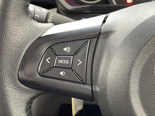 ダイハツ ムーヴ X リミテッドⅡ SAⅢ 千葉県 2022(令4)年 3.9万km ホワイト 禁煙車/ダイハツスマートアシスト3/衝突回避支援ブレーキ機能/衝突警報機能/車線委逸脱警報機能/誤発進抑制制御機能/先行車発進お知らせ機能/オートハイビーム/バックカメラ/LEDヘッドランプ/前方純正ドライブレコーダー/社外ナビ/Bluetooth/社外ETC/本革巻きステアリング/ステアリングスイッチ/パワーモード/D席シートヒーター/ベンチシート/純正AW/純正フロアマット/電動格納ミラー/バニティミラー/プッシュスタート/アイドリングストップ