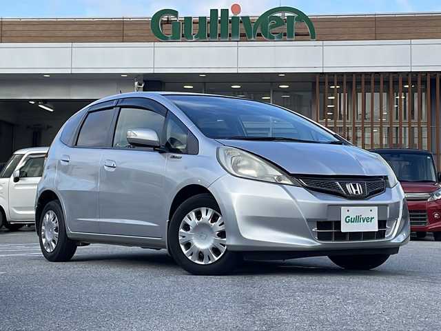 ホンダ フィット G 10thアニバーサリー 沖縄県 2012(平24)年 8.3万km アラバスターシルバーメタリック 純正CDオーディオ/ETC/ドライブレコーダー