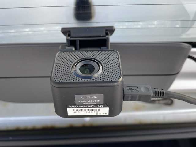 ホンダ フィット G 10thアニバーサリー 沖縄県 2012(平24)年 8.3万km アラバスターシルバーメタリック 純正CDオーディオ/ETC/ドライブレコーダー